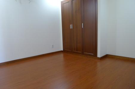 Căn hộ Hoàng Anh Thanh Bình, Quận 7 Căn hộ Hoàng Anh Thanh Bình tầng 36 ban công thón gió, nội thất cơ bản.