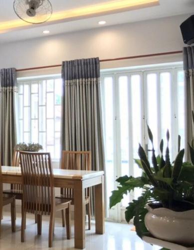 Phòng khách nhà phố Quận Tân Bình Nhà phố Q.Tân Bình diện tích 55.3m2, bàn giao kèm nội thất cơ bản.