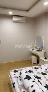 Phòng ngủ nhà Quận 7 Nhà phố khu dân cư ven sông diện tích sử dụng 329m2, hướng Nam.