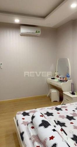 Phòng ngủ nhà Quận 7 Nhà phố khu dân cư ven sông diện tích sử dụng 329m2, hướng Nam.