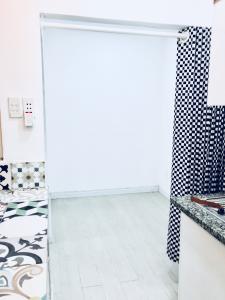 Căn hộ chung cư Nguyễn Thiện Thuật, Quận 3 Căn hộ chung cư Nguyễn Thiện Thuật hướng Tây Nam, view thành phố.