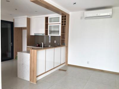 IMG-2114 Cho thuê căn hộ New City Thủ Thiêm 3PN, tầng 20, tháp Venice, nội thất cơ bản, view hồ bơi và sông Sài Gòn