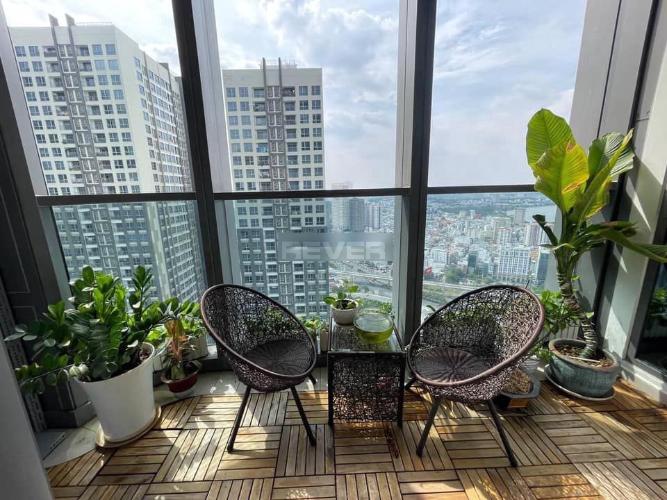 Văn phòng Vinhomes Central Park, Bình Thạnh Văn phòng Vinhomes Central Park hướng Tây Bắc, đầy đủ nội thất.