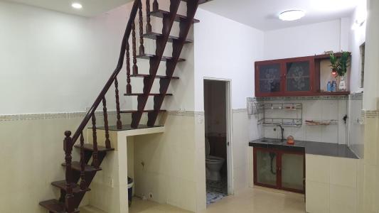 Nhà phố kết cấu 1 trệt 1 lầu diện tích 26m2, khu dân cư đông đúc