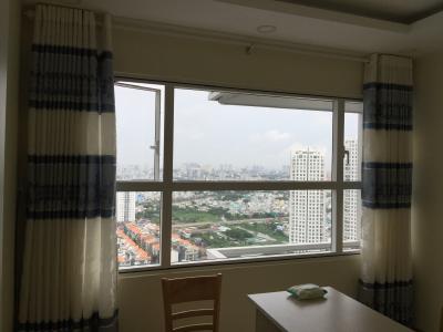 Không gian căn hộ Sunrise City, Quận 7 Căn hộ Sunrise City view đón gió thoáng mát, nội thất cơ bản.