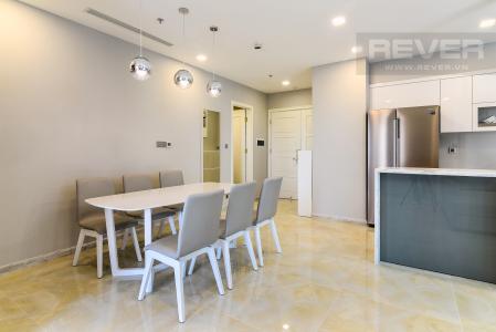 Phòng Ăn & Bếp Căn hộ Vinhomes Golden River hướng Tây Nam, diện tích 92.3m²