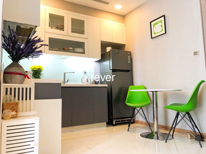 Căn hộ Vinhomes Central Park, Quận Bình Thạnh Studio Vinhomes Central Park tầng 19 thiết kế 1 phòng ngủ, đầy đủ nội thất.