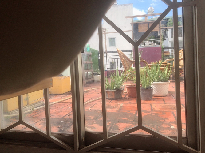 Nhà phố Quận Bình Thạnh Nhà phố nằm tại khu vực dân cư sầm uất, kết cấu 1 trệt, 1 lầu kiên cố.