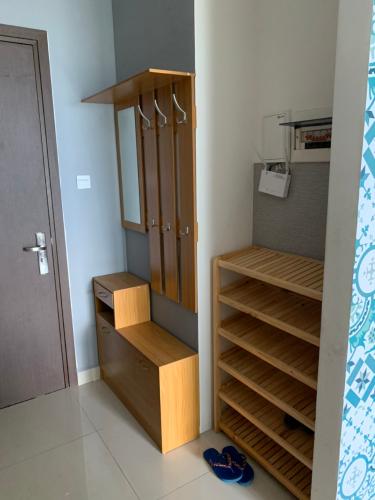 Lối vào căn hộ The Sun Avenue Căn hộ tầng cao The Sun Avenue nội thất đầy đủ, ban công thoáng.