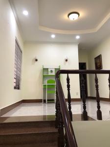 Biệt thự sân vườn phường An Phú, quận 2 Biệt thự sân vườn P. An Phú quận 2, diện tích 12m x 22m, đầy đủ nội thất