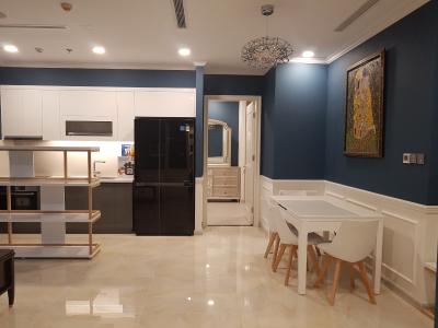 Bếp Vinhomes Golden River, Quận 1 Căn hộ Vinhomes Golden River hướng ban công tây nam đầy đủ nội thất diện tích 79m²