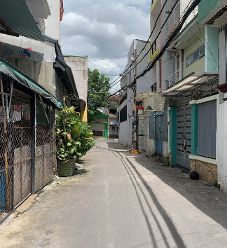 Đường trước nhà phố Quận Tân Bình Nhà phố mặt tiền đường Nguyễn Phúc Chu, diện tích 97m2 đầy đủ nội thất.