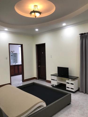 Biệt thự sân vườn phường An Phú, quận 2 Biệt thự sân vườn P. An Phú quận 2, diện tích 12m x 22m, đầy đủ nội thất