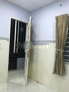 Nhà phố Quận Tân Bình Nhà phố gồm 2 căn liền kề diện tishc 80m2 mỗi căn, khu dân cư hiện hữu.