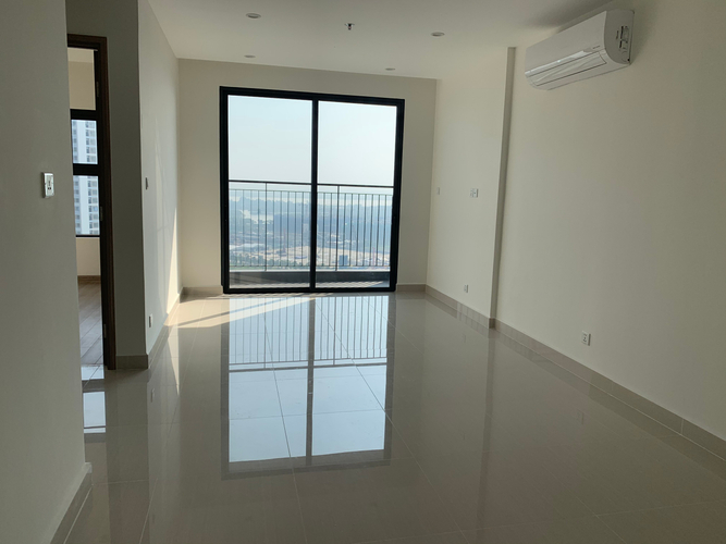 Căn hộ Vinhomes Grand Park hướng ban công đông nam không có nội thất diện tích 59m²