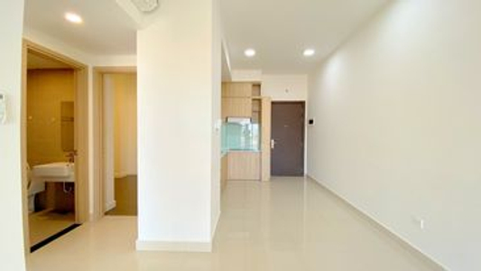 Căn hộ The Sun Avenue, Quận 2 Căn hộ The Sun Avenue tầng 6 thiết kế hiện đại, bàn giao nội thất cơ bản.