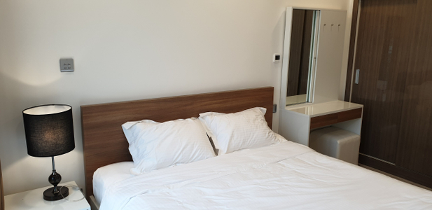 Căn hộ VInhomes Golden River, Quận 1 Căn hộ Vinhomes Golden River tiện di chuyển, đầy đủ nội thất.