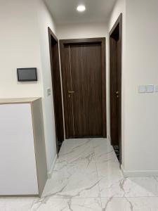 Hành lang Sunshine City Sài Gòn, Quận 7 Căn hộ Sunshine City Saigon đầy đủ nội thất