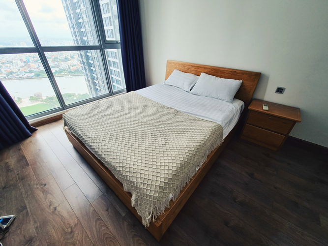 Căn hộ Vinhomes Central Park, Quận Bình Thạnh Căn hộ cao cấp Vinhomes Central Park tầng 39, bàn giao nội thất cơ bản.