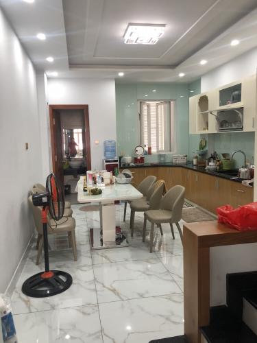 Phòng bếp nhà phố Quận Phú Nhuận Nhà phố mặt tiền đường Trần Huy Liệu diện tích 67.7m2, đầy đủ nội thất.