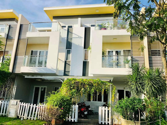 Mặt tiền nhà phố Quận 9 Nhà phố khu Melosa Garden Khang Điền diện tích 76.2m2 vuông đẹp.