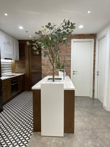 Phòng bếp căn hộ Duplex Masteri Thảo Điền, Quận 2 Căn hộ Duplex Masteri Thảo Điền nội thất đầy đủ, view đón gió.