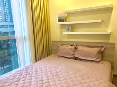 Căn hộ Vinhomes Central Park, Quận Bình Thạnh Căn hộ Vinhomes Central Park tầng 2 view đường Nguyễn Hữu Cảnh.