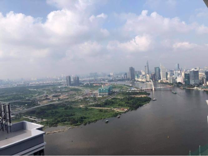View căn hộ Sunwah Pearl, Bình Thạnh Căn hộ Sunwah Pearl tầng cao view sông đón gió mát mẻ, đầy đủ nội thất.