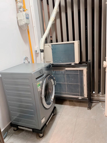 Căn hộ Saigon South Residence, Huyện Nhà Bè Căn hộ tầng 14 Saigon South Residences diện tích 72m2, đầy đủ nội thất.