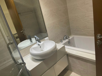 Căn hộ Vinhomes Central Park, Quận Bình Thạnh Căn hộ Vinhomes Central Park tầng 34, diện tích 86.4m2 đầy đủ nội thất.