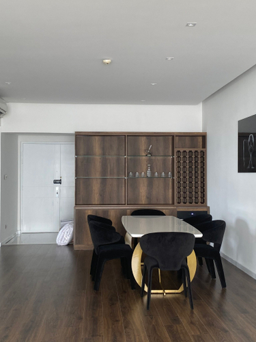 Căn hộ Saigon Pearl, Quận Bình Thạnh Căn hộ Saigon Pearl tầng 19 có 4 phòng ngủ, đầy đủ nội thất.