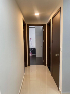 Căn hộ The Tresor, Quận 4 Căn hộ tầng 24 The Tresor thiết kế 2 phòng ngủ, ban công hướng Đông Nam.