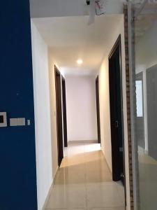 Hành lang căn hộ The Tresor Căn hộ tháp TS1 The Tresor, 3 phòng ngủ view nội khu yên tĩnh.