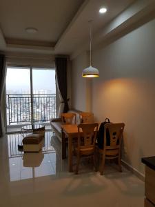 Phòng khách Richstar, Tân Phú Căn hộ RichStar hướng ban công đông đầy đủ nội thất diện tích 65m²