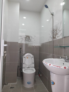 Nhà phố Quận 8 Nhà phố hẻm xe hơi đường Âu Dương Lân, kết cấu 1 trệt, 2 lầu kiên cố.