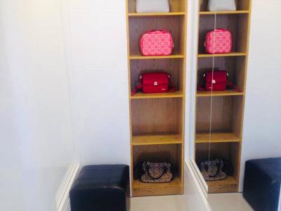 Nhà phố đường Đỗ Thừa Luông, Tân Phú Nhà phố hướng Đông hẻm xe hơi, nội thất đầy đủ có sổ hổng riêng.