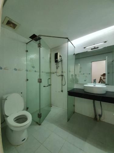 Phòng tắm căn hộ Sky Garden 3 Căn hộ Sky Garden 3 view nội khu thoáng đãng, tầng trung.