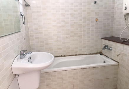 Căn hộ Chung cư Screc Tower, Quận 3 Căn hộ Chung cư Screc Tower tầng 12 diện tích 81m2, cửa hướng Tây Bắc.