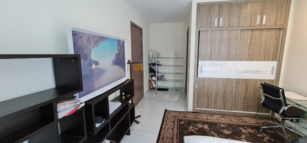 Căn hộ Vinhomes Central Park, Quận Bình Thạnh Căn hộ Vinhomes Central Park tầng 23 thiết kế hiện đại, view sông thoáng mát.