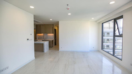 Căn hộ Kingdom 101, Quận 10 Căn hộ Kingdom 101 tầng thấp tiện di chuyển, bàn giao nội thất cơ bản.