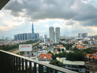 View căn hộ Masteri Thảo Điền, Quận 2 Căn hộ cao cấp Masteri Thảo Điền tầng 12, view thành phố sầm uất.