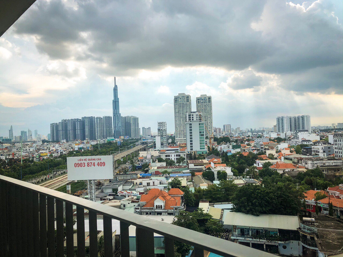 View căn hộ Masteri Thảo Điền, Quận 2 Căn hộ cao cấp Masteri Thảo Điền tầng 12, view thành phố sầm uất.