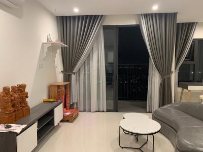 Phòng khách căn hộ Vinhomes Grand Park Căn hộ Vinhomes Grand Park ban công thoáng mát, view thành phố.