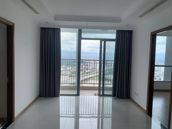 Căn hộ Vinhomes Central Park, Quận Bình Thạnh Căn hộ Vinhomes Central Park tầng 46 view đón gió thoáng mát, tiện ích đầy đủ.