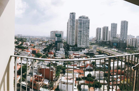 View căn hộ Masteri Thảo Điền, Quận 2 Căn hộ Masteri Thảo Điền tầng 18 ban công rộng rãi, view thành phố.