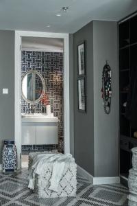 Không gian căn hộ Gateway Thảo Điền, Quận 2 Căn hộ Gateway Thảo Điền nội thất nhập khẩu, được đăng trên tạp chí Elle Decoration 2019