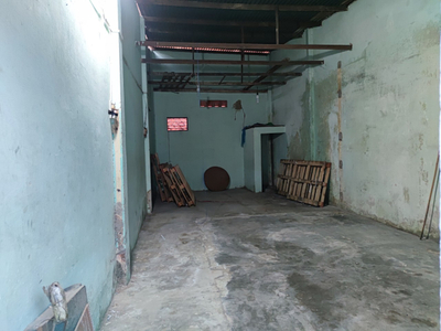 Nhà phố Quận Tân Phú Nhà phố thiết kế 1 trệt, 1 gá lửng ngay mặt tiền đường Đô Đóc Long.