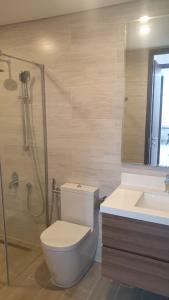 Phòng tắm căn hộ Phú Mỹ Hưng Midtown, Quận 7 Căn hộ Phú Mỹ Hưng Midtown view thoáng mát, đầy đủ nội thất.