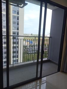 Căn hộ Vinhomes Grand Park quận 9  Căn hộ Vinhomes Grand Park hướng ban công đông bắc không có nội thất diện tích 81.7m²