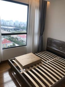 Phòng ngủ căn hộ Riviera Point Căn hộ Duplex Riviera Point tầng 20 bàn giao nội thất cơ bản, view thành phố.